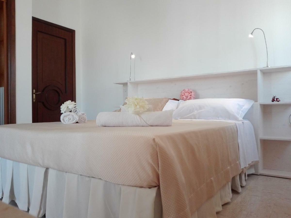 Bed And Breakfast Elettra Marconia Bagian luar foto
